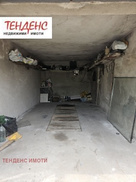 ГАРАЖ, ПАРКОМЯСТО, 25 m2