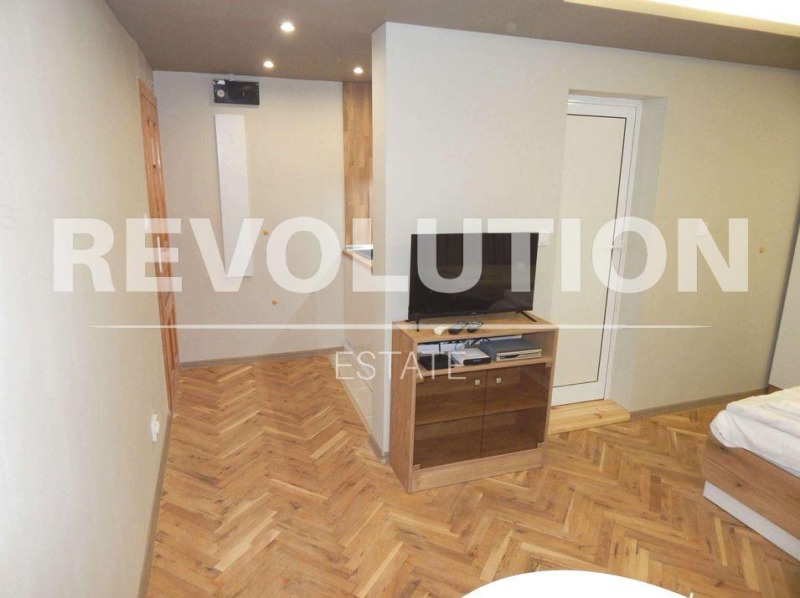 Te huur  Studio Varna , Tsentar , 40 m² | 41922084 - afbeelding [4]