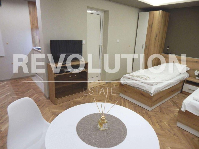 Te huur  Studio Varna , Tsentar , 40 m² | 41922084 - afbeelding [2]