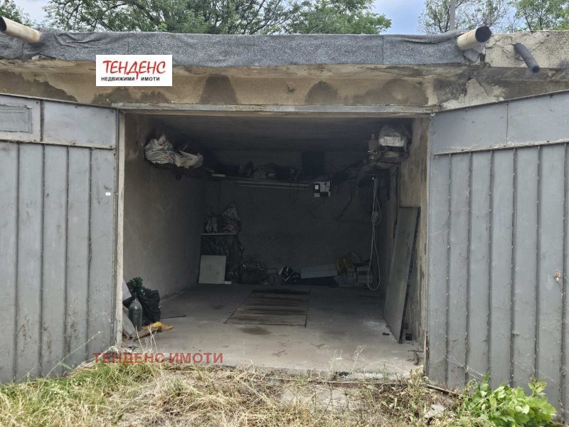 Дава под наем ГАРАЖ, ПАРКОМЯСТО, гр. Кърджали, Център, снимка 2 - Гаражи и паркоместа - 53017426