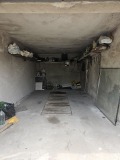 Дава под наем ГАРАЖ, ПАРКОМЯСТО, гр. Кърджали, Център, снимка 1