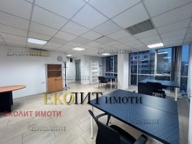 ОФИС, 90 m2