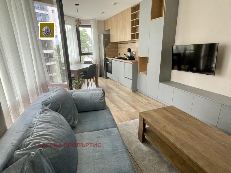 Para alugar  2 quartos Plovdiv , Centar , 75 m² | 66357266