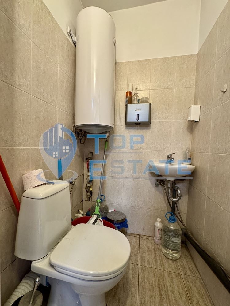Дава под наем МАГАЗИН, гр. Велико Търново, Център, снимка 4 - Магазини - 56294885
