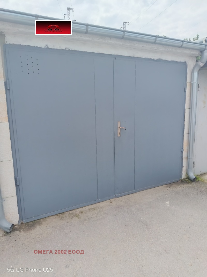 Til leje  Garage Ruse , Zdravets Iztok , 19 kvm | 81985352