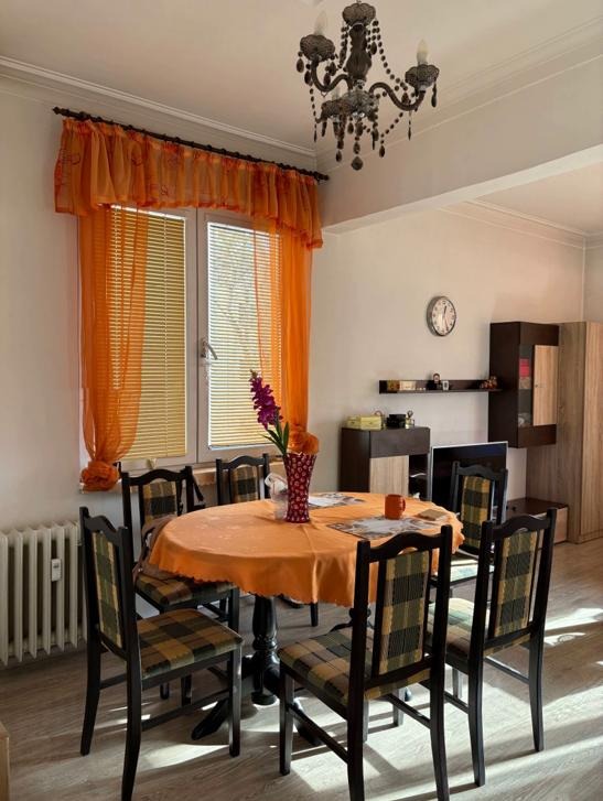 Издаје се  1 спаваћа соба Софија , Центар , 72 м2 | 96132867 - слика [3]