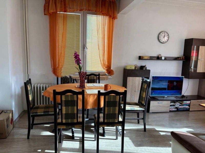 Издаје се  1 спаваћа соба Софија , Центар , 72 м2 | 96132867 - слика [4]