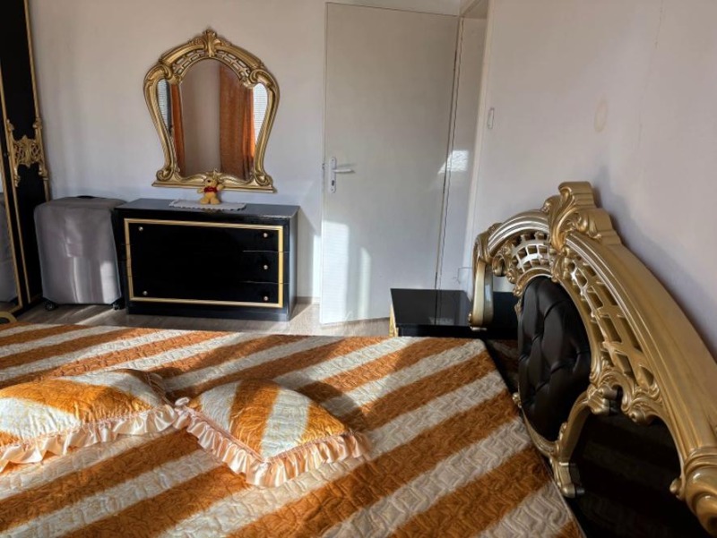 Издаје се  1 спаваћа соба Софија , Центар , 72 м2 | 96132867 - слика [9]