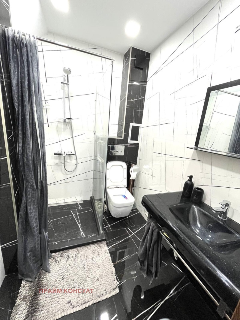 K pronájmu  1 ložnice Plovdiv , Mladežki Chalm , 81 m2 | 78414246 - obraz [10]