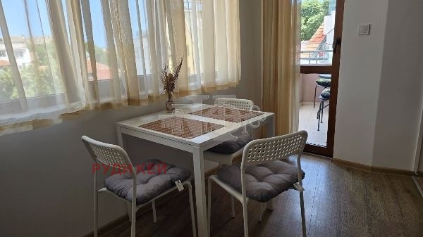 Под наем 2-СТАЕН, град Варна, Гръцка махала • 650 € / 1271.29 лв. • 45084301 1