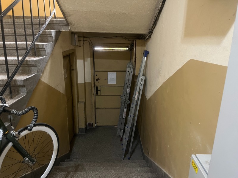 De inchiriat  Depozitare Sofia , Țentâr , 6 mp | 26060064 - imagine [3]