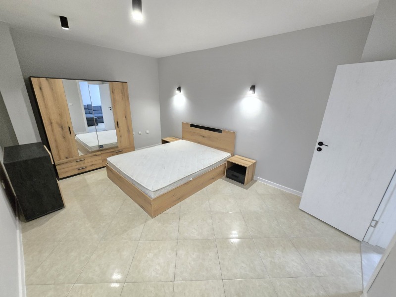 Дава под наем 3-СТАЕН, гр. Бургас, Център, снимка 5 - Апартаменти - 53003926