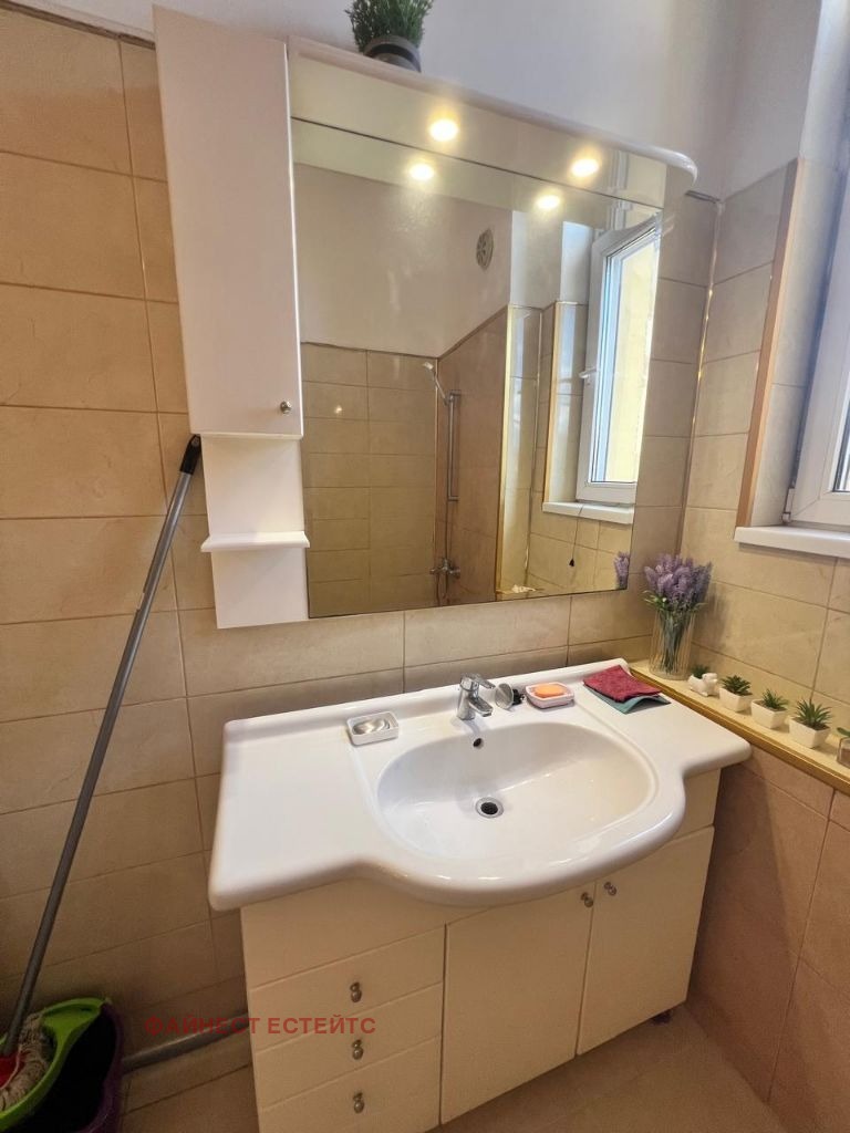 Дава под наем 3-СТАЕН, гр. София, Център, снимка 7 - Апартаменти - 55166282