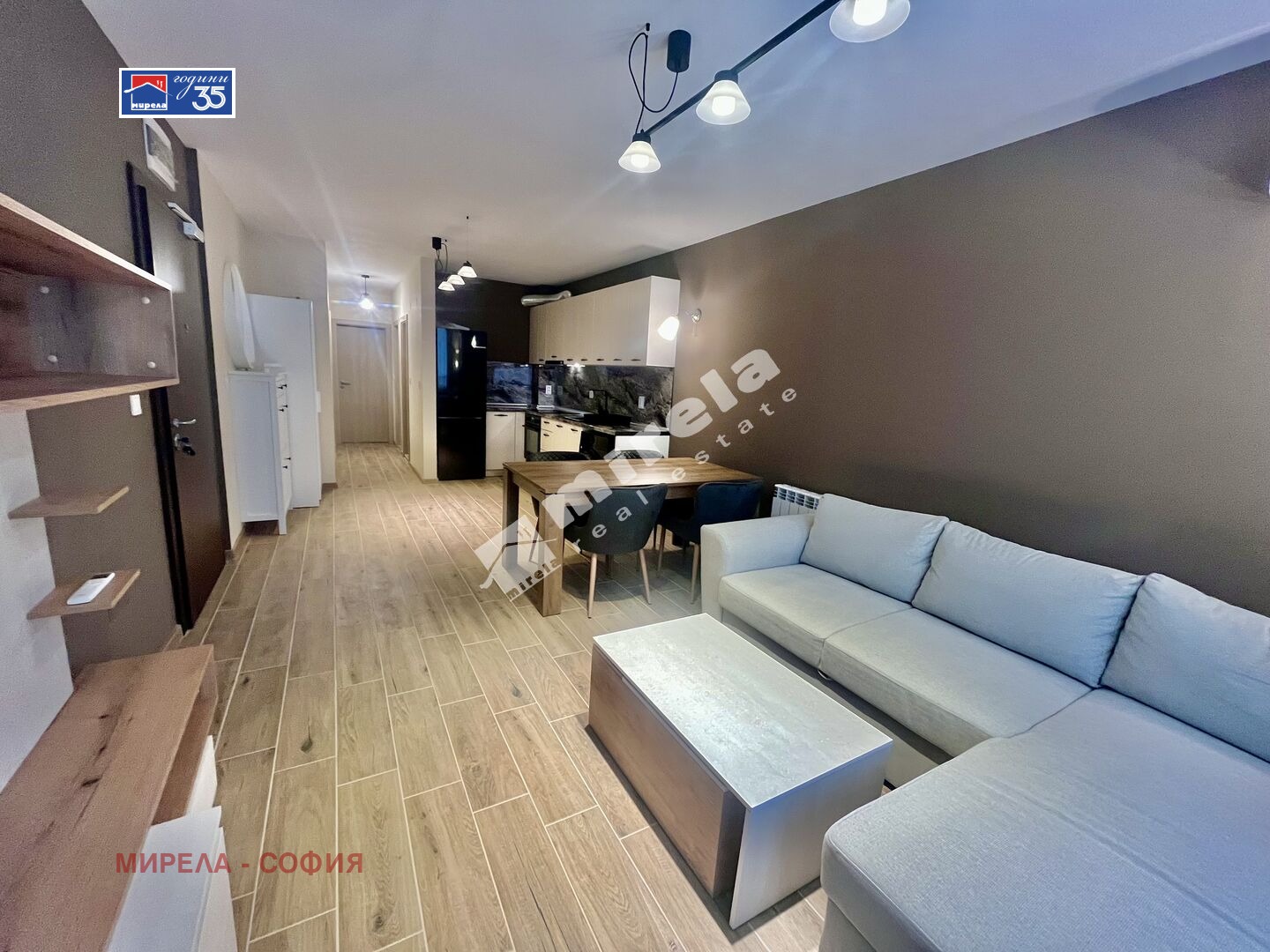 Дава под наем 3-СТАЕН, гр. София, Център