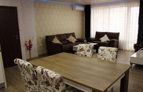 Para alugar  1 quarto Plovdiv , Centar , 85 m² | 28732729