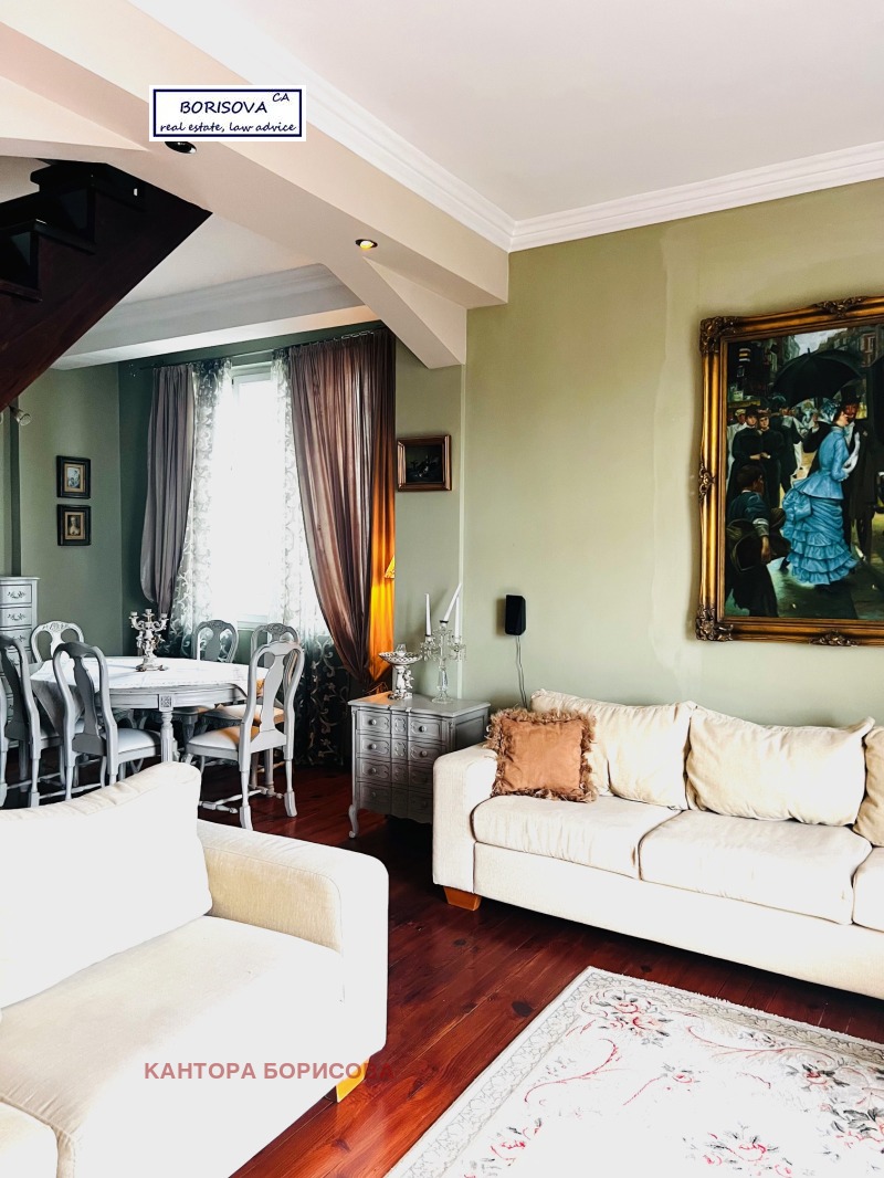 A louer  2 chambres Sofia , Tsentar , 130 m² | 66952727