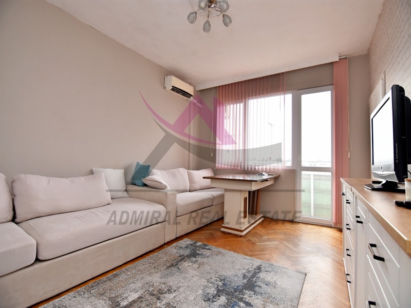 Дава под наем 3-СТАЕН, гр. Варна, Младост 1