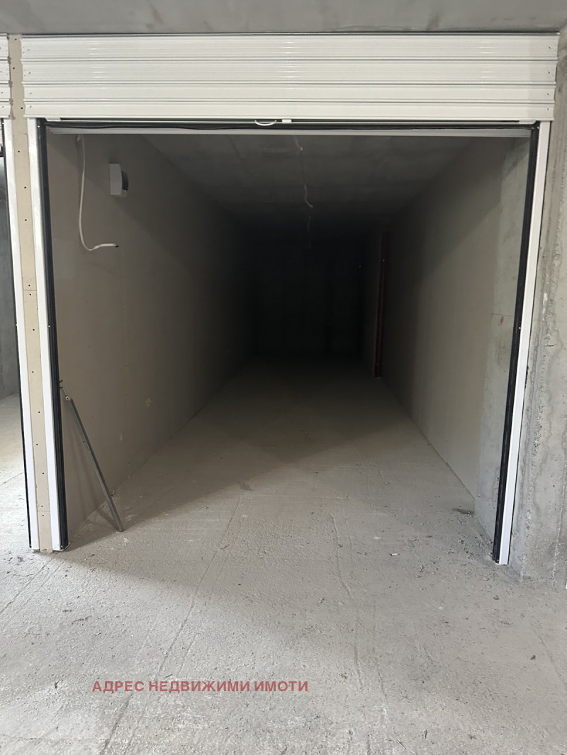 For Rent  Industrial building Stara Zagora , Tri chuchura - sever , 35 sq.m | 57463309 - image [2]