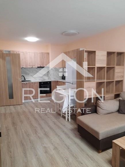 A louer  1 chambre Varna , Levski 1 , 75 m² | 44720145