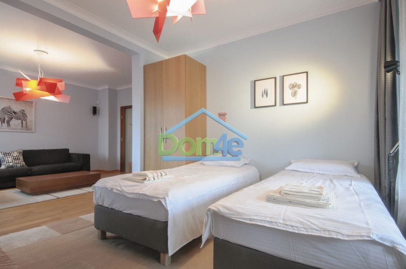 Дава под наем 3-СТАЕН, гр. София, Иван Вазов, снимка 2 - Апартаменти - 52986969