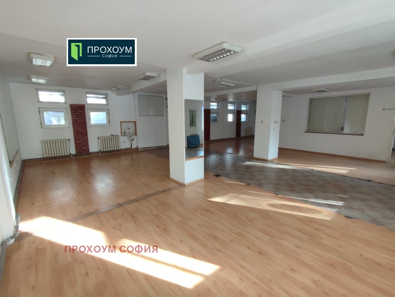 Дава под Наем СКЛАД в град София, Медицинска академия - 114 кв.м / 800 € » 1 564.66 лв., ПРОХОУМ СОФИЯ