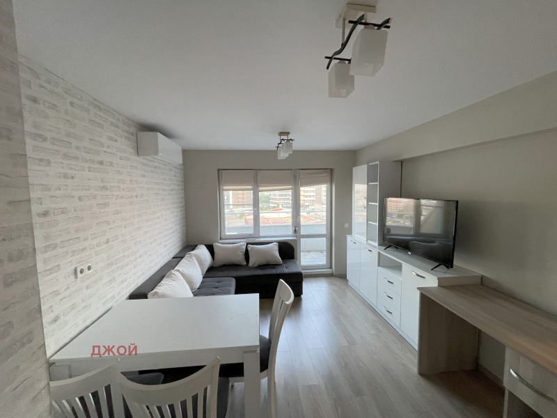 Дава под нем  2-стаен, град София, Витоша •  650 EUR • ID 44373765 — holmes.bg - [1] 