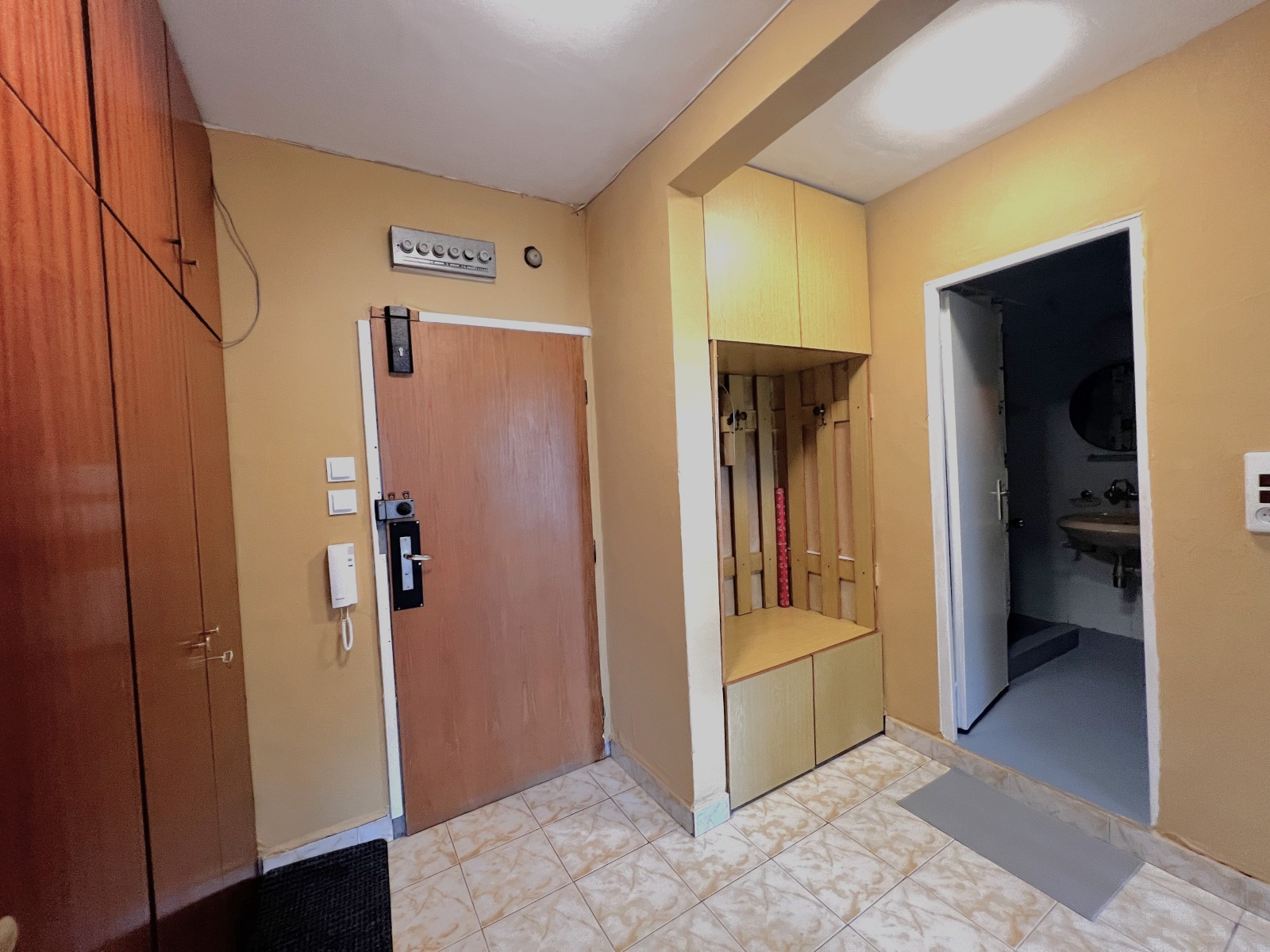 Дава под наем 1-СТАЕН, гр. София, Сухата река, снимка 13 - Апартаменти - 54193099