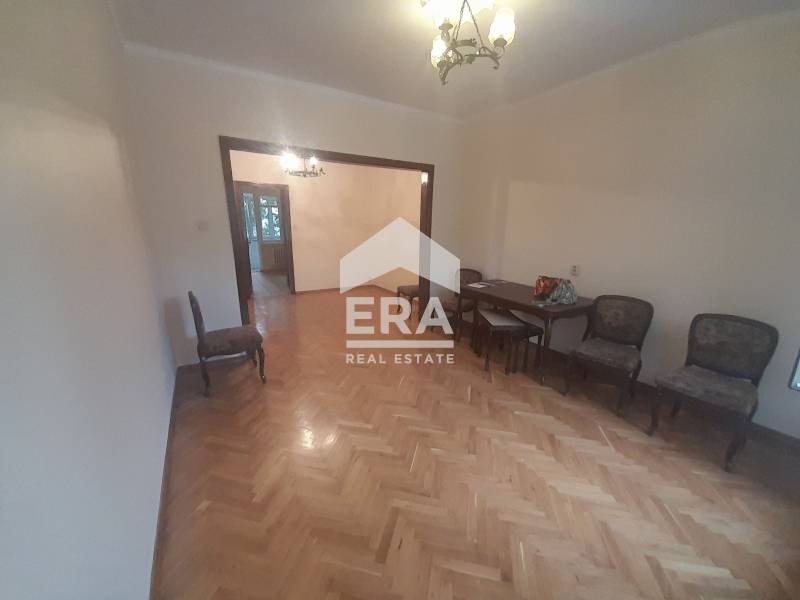 Te huur  1 slaapkamer Sofia , Tsentar , 80 m² | 93118696