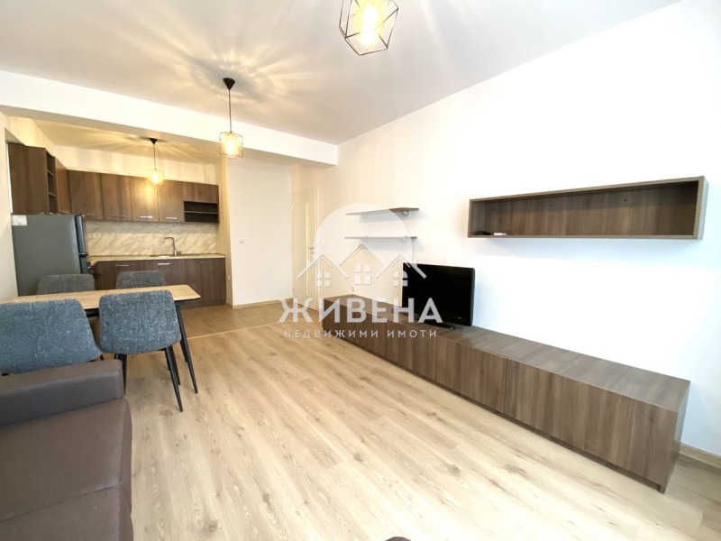 Издаје се  2 спаваће собе Варна , Центар , 88 м2 | 48363559