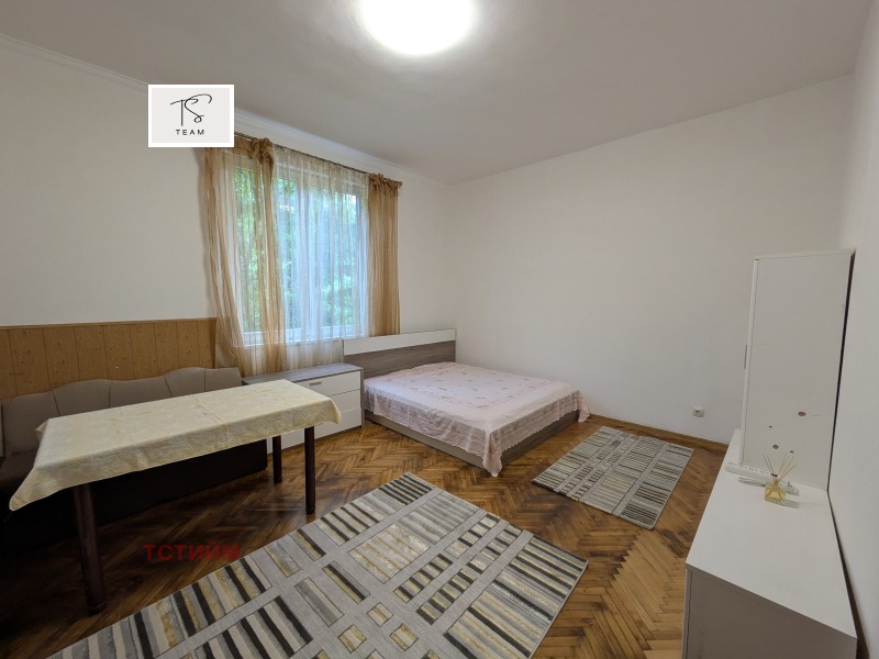 Дава под нем  1-стаен, град София, Лозенец •  800 лв. • ID 53732043 — holmes.bg - [1] 