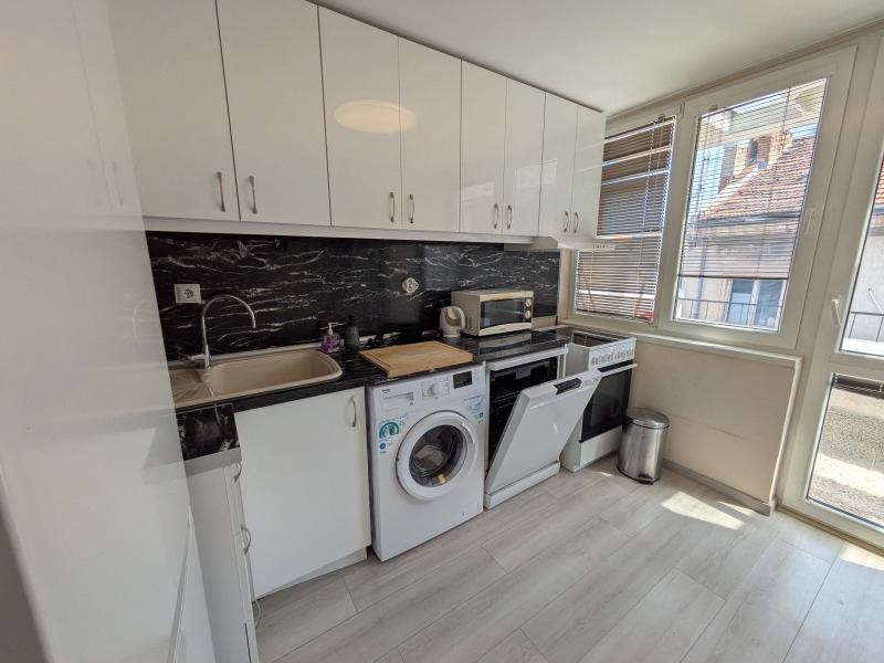 För uthyrning  1 sovrum Sofia , Centar , 80 kvm | 48544226 - bild [14]