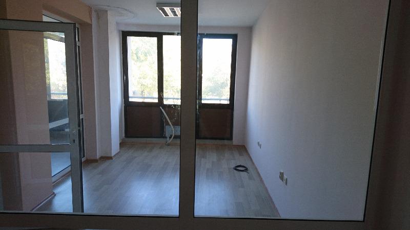 Издаје се  Канцеларија Пловдив , Вастанически , 225 м2 | 90963378 - слика [4]