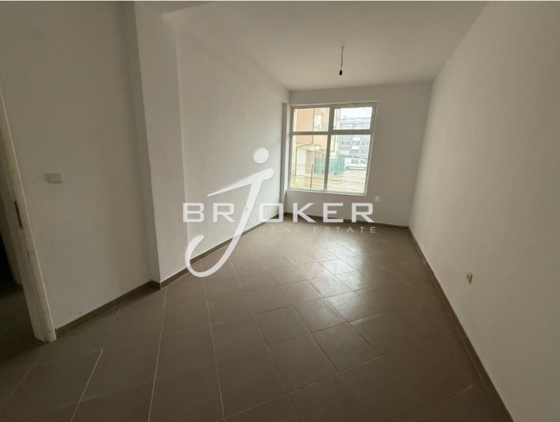 Дава под наем МАГАЗИН, гр. Кърджали, Възрожденци, снимка 6 - Магазини - 53430969