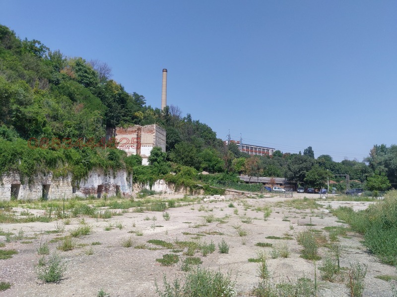 Дава под наем МЯСТО, гр. Русе, Промишлена зона - Запад, снимка 4 - Парцели - 52781367