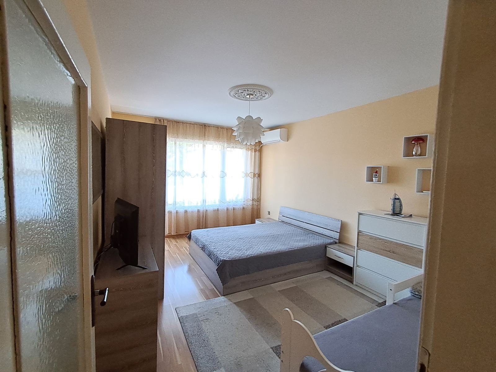 Дава под наем 3-СТАЕН, гр. Варна, Левски 1, снимка 3 - Апартаменти - 54821584