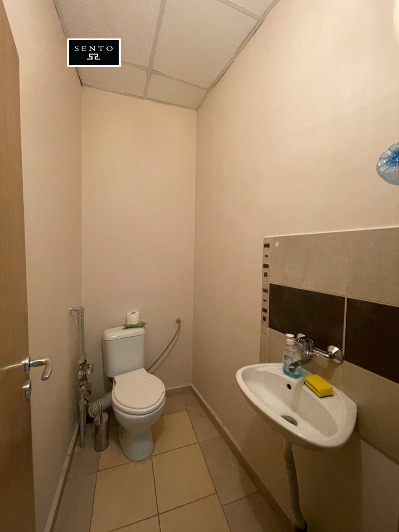 Дава под наем ОФИС, гр. Русе, Център, снимка 2 - Офиси - 53037085