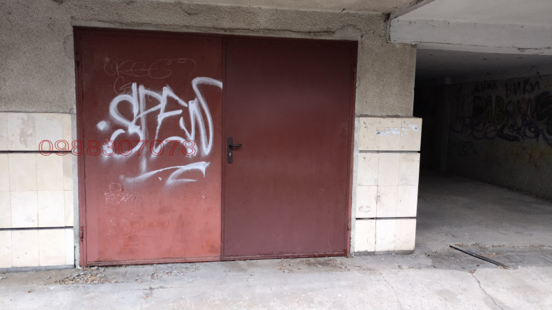 Дава под наем ГАРАЖ, ПАРКОМЯСТО, гр. София, Борово, снимка 4 - Гаражи и паркоместа - 52913359