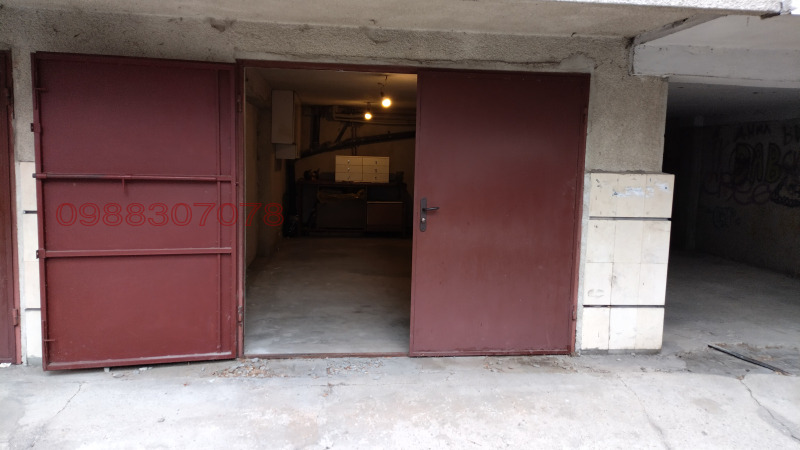 Дава под наем ГАРАЖ, ПАРКОМЯСТО, гр. София, Борово, снимка 2 - Гаражи и паркоместа - 52913359