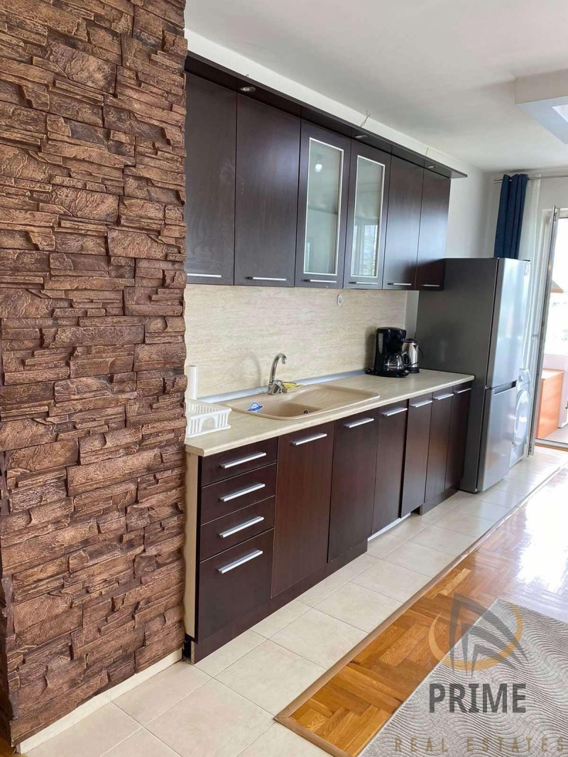 Дава под наем 2-СТАЕН, гр. Бургас, Изгрев, снимка 5 - Апартаменти - 52845688