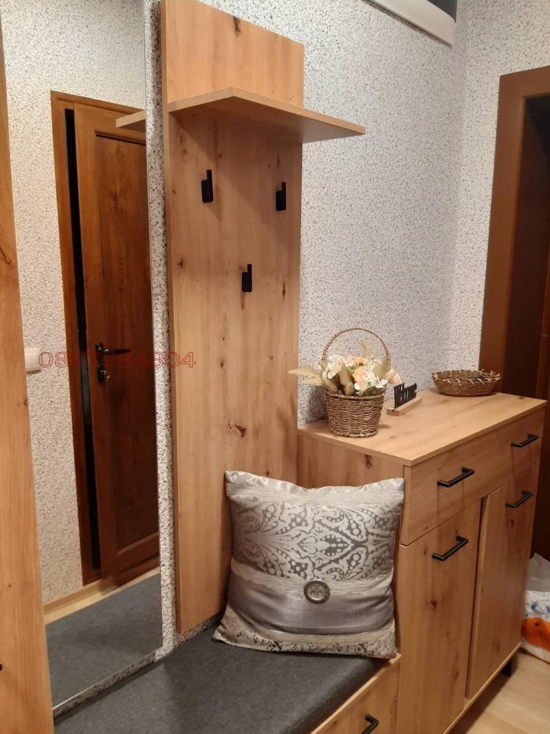 Дава под наем 3-СТАЕН, гр. Бургас, Център, снимка 2 - Апартаменти - 52779621