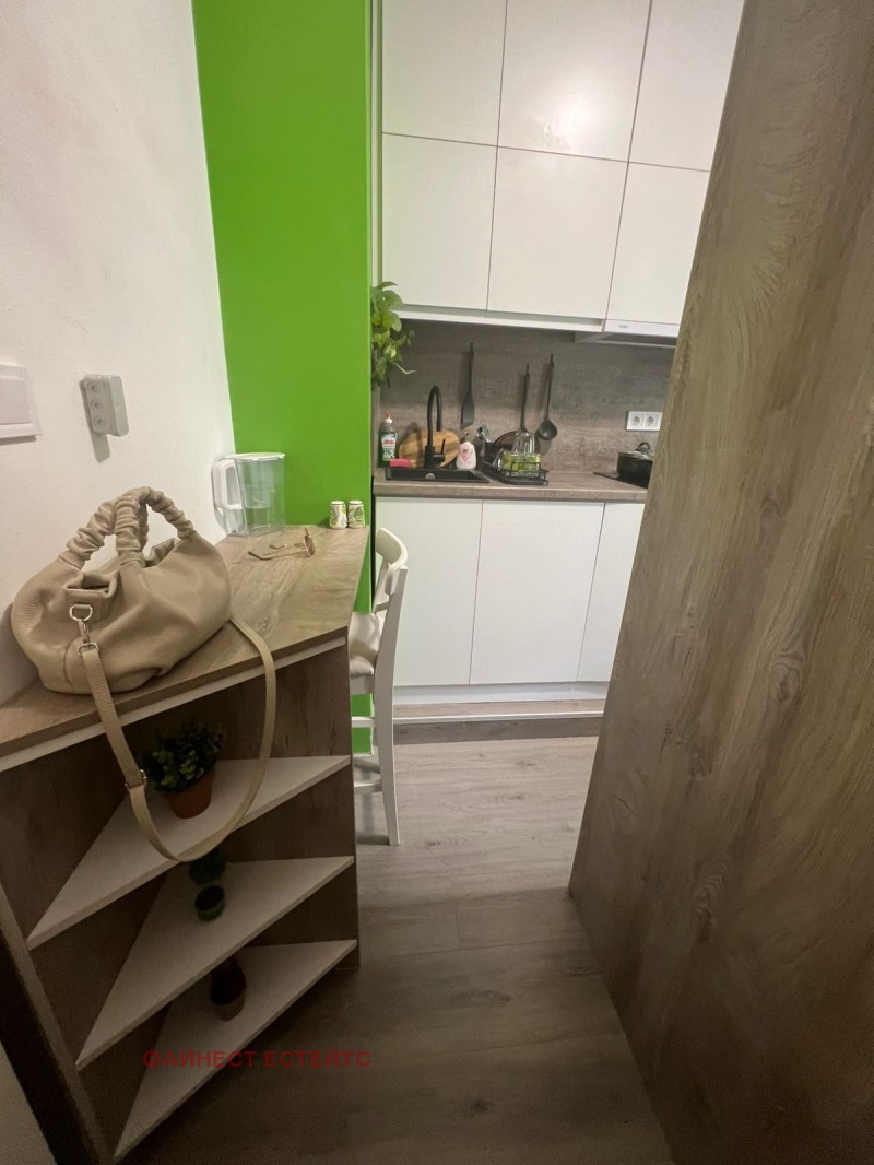 K pronájmu  Podkroví Sofia , Lozenec , 20 m2 | 32432582 - obraz [5]