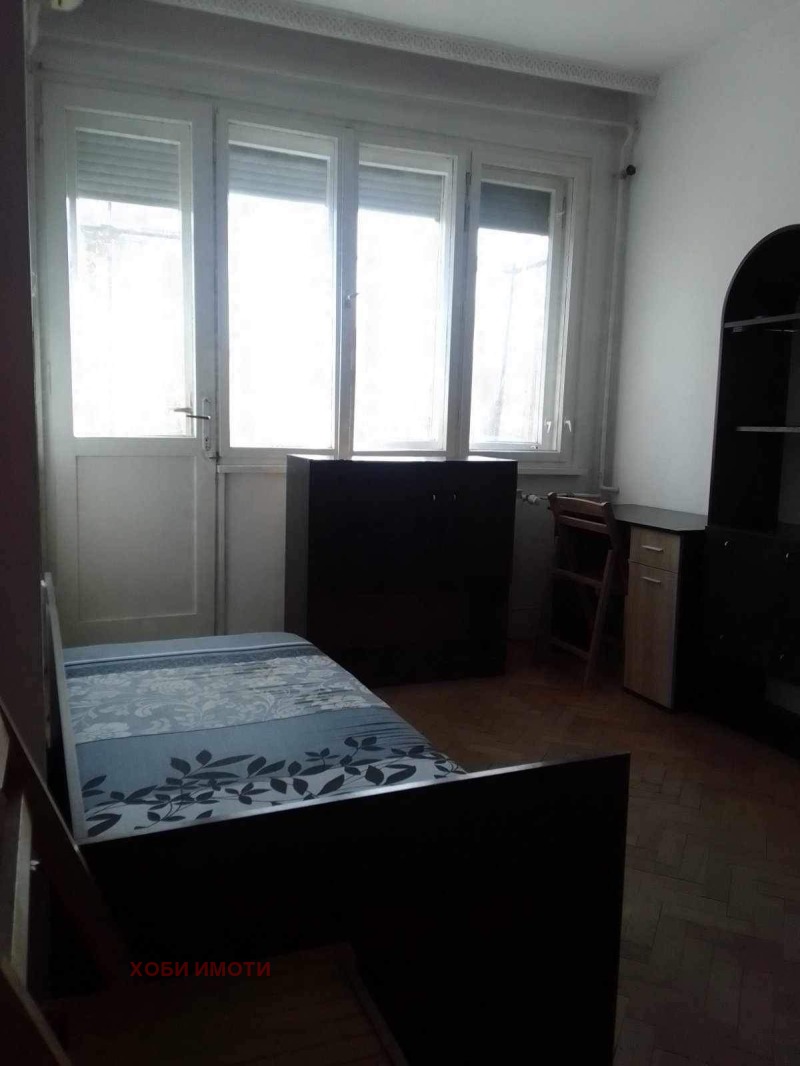 Para alugar  1 quarto Plovdiv , Karchiiaka , 50 m² | 24860770 - imagem [2]