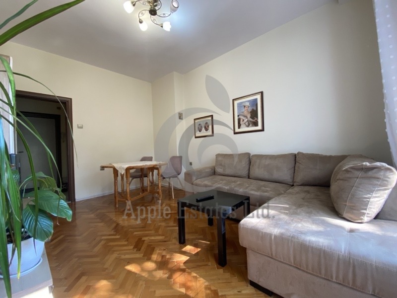 Дава под нем  3-стаен, град София, Гео Милев •  749 EUR • ID 26596290 — holmes.bg - [1] 
