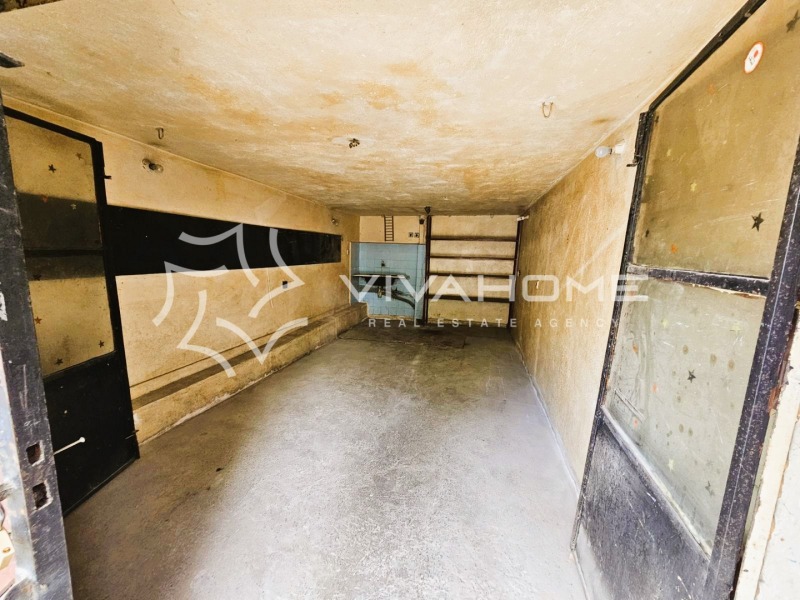 Дава под наем  Гараж град Варна , Погреби , 19 кв.м | 67414881