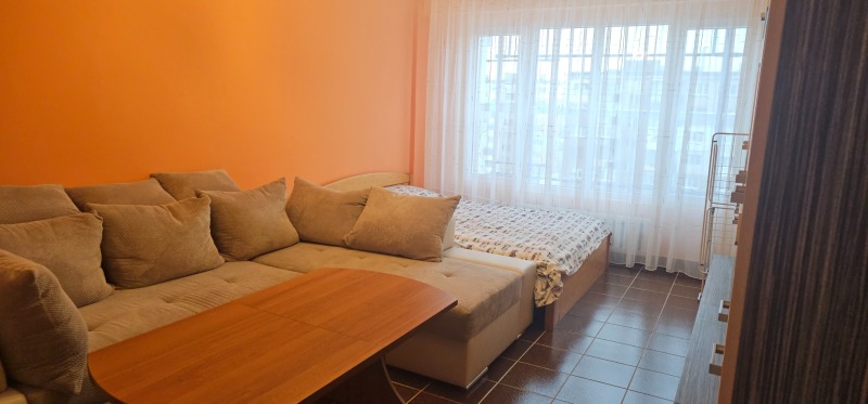 Дава под Наем 2-СТАЕН в град Перник, Изток - 60 кв.м / 450 € » 880.12 лв., ПРЕСТИЖ