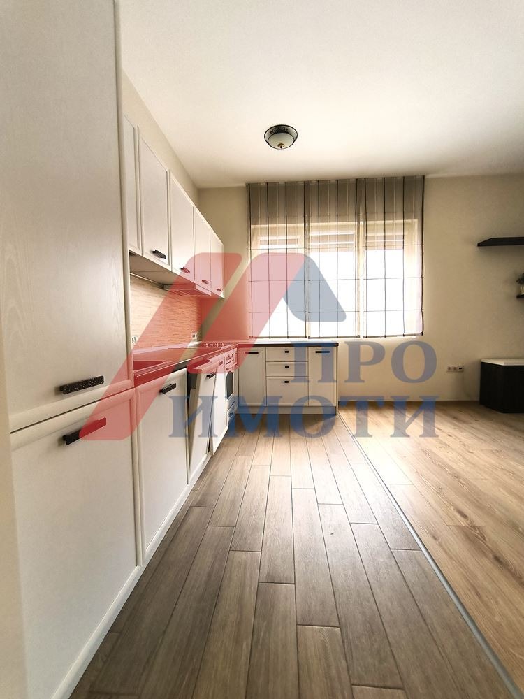 Do wynajęcia  1 sypialnia Sofia , Studentski grad , 65 mkw | 47797143 - obraz [5]