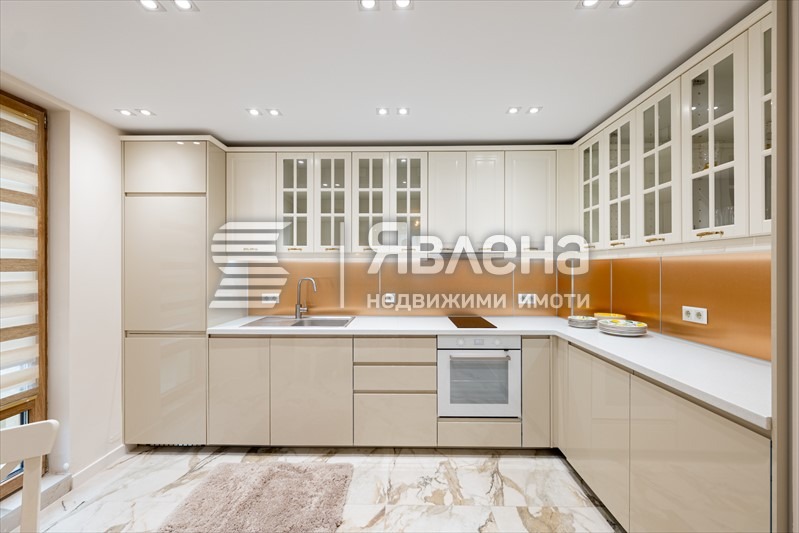 Дава под наем 2-СТАЕН, гр. Бургас, Център, снимка 3 - Апартаменти - 53831352