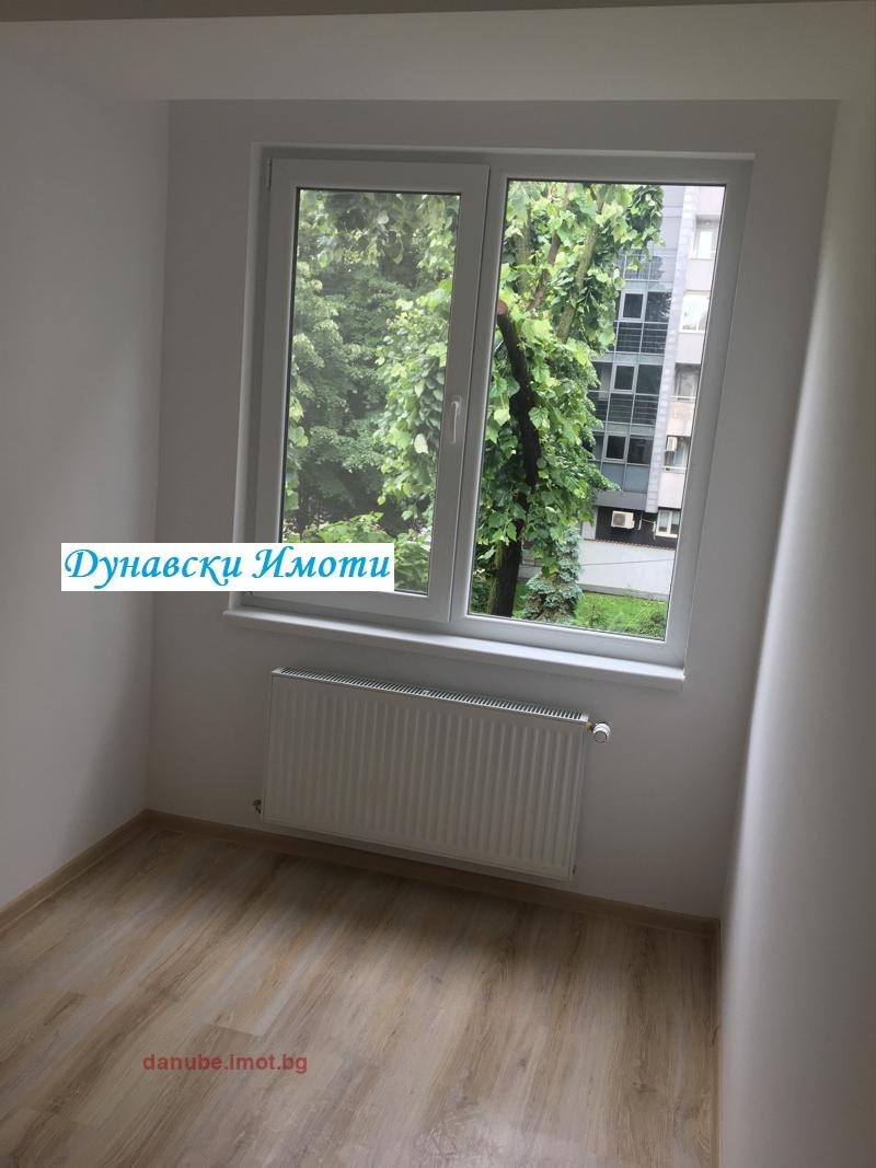 Προς ενοικίαση  Γραφείο Ρυσε , ΤΣενταρ , 50 τ.μ | 93096654