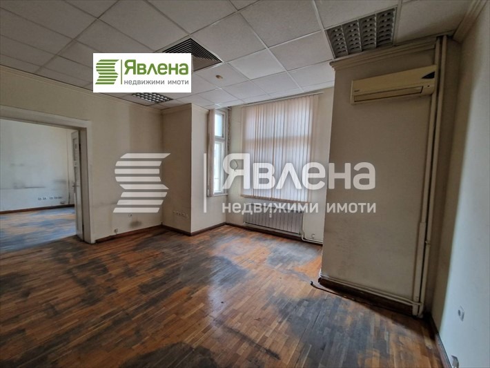 De inchiriat  Birou Sofia , Țentâr , 850 mp | 52637925 - imagine [6]