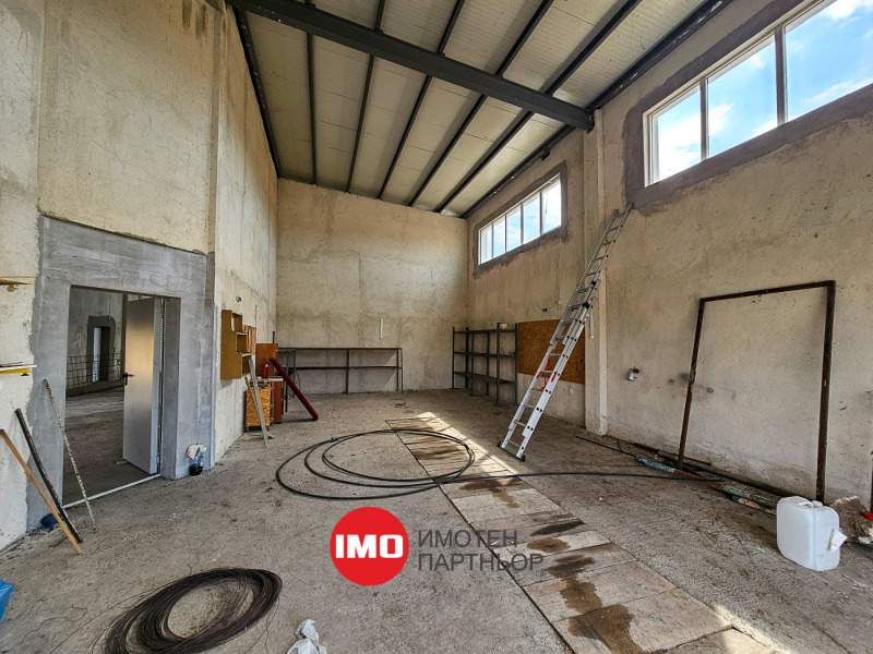 Προς ενοικίαση  Αποθήκευση Βυργασ , Δολνο Εζεροβο , 405 τ.μ | 87501239 - εικόνα [10]